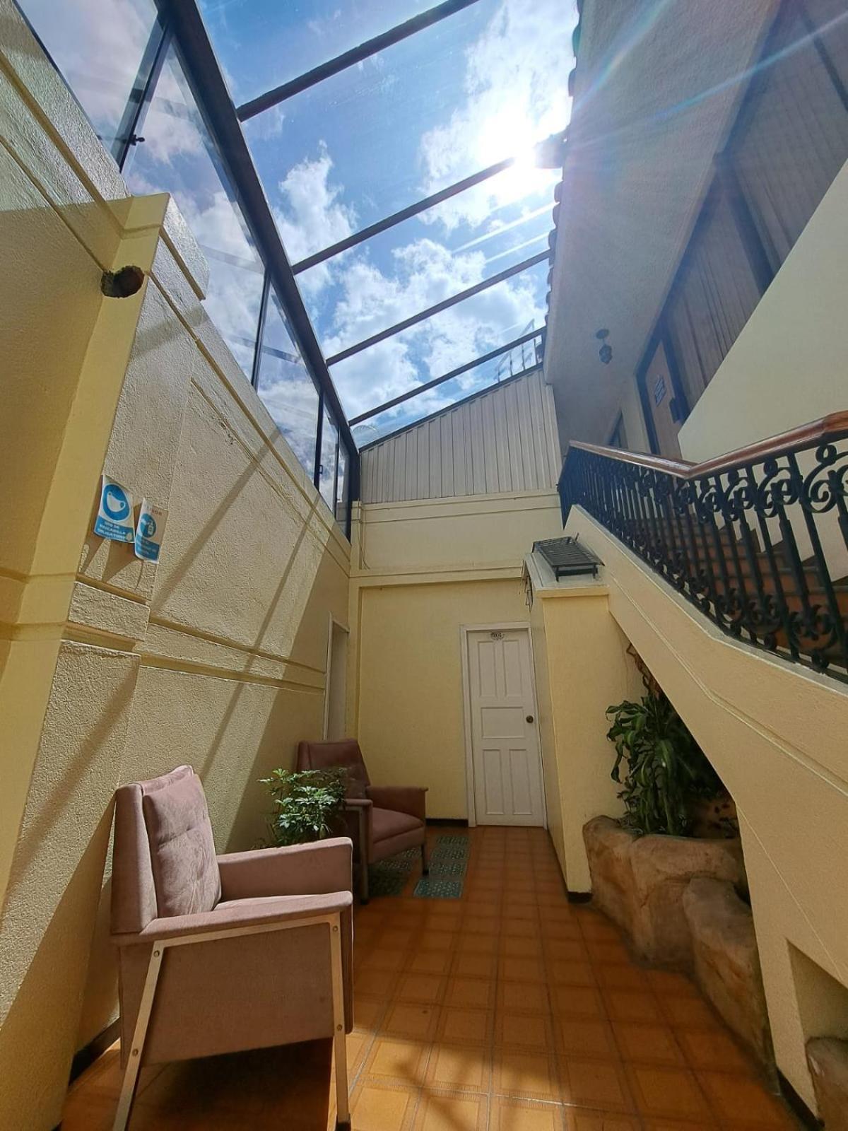 Hotel Mariscal Inn & Suite กูเอ็งกา ภายนอก รูปภาพ